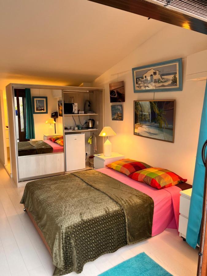 Belle Chambre Spacieuse, Tropezienne, Vue Remparts, Clim, Parking เอก-มอร์ต ภายนอก รูปภาพ